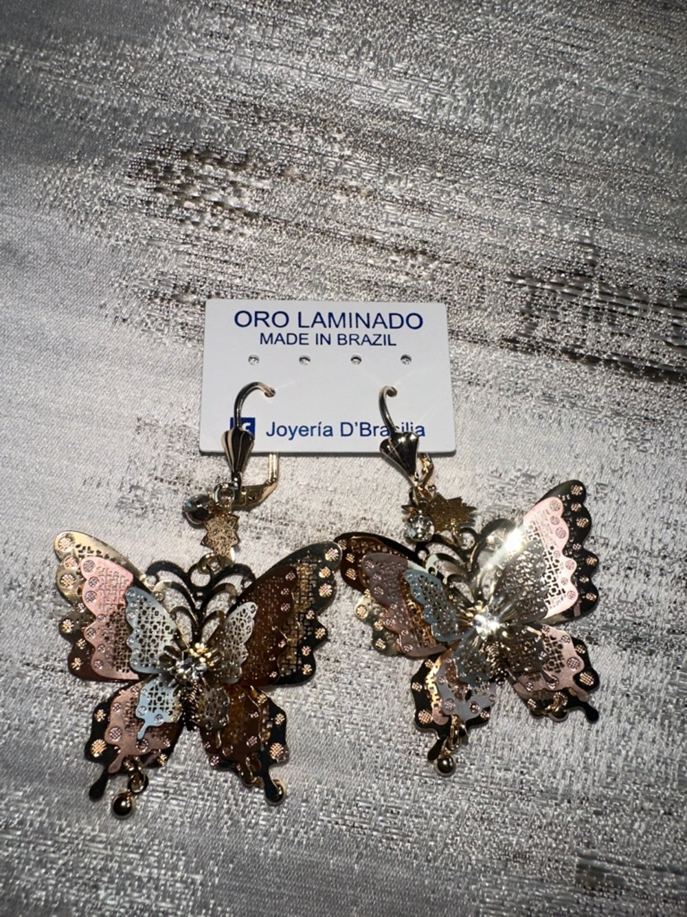 Brand new Oro Laminado Butterfly Drop Earrings - Gold & Rose Gold